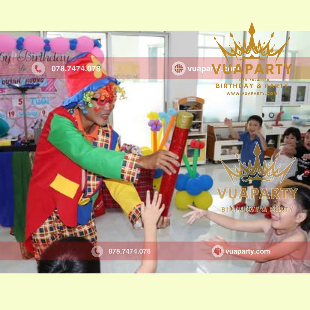 DỊCH VỤ THUÊ CHÚ HỀ ẢO THUẬT - thuê chú hề ảo thuật