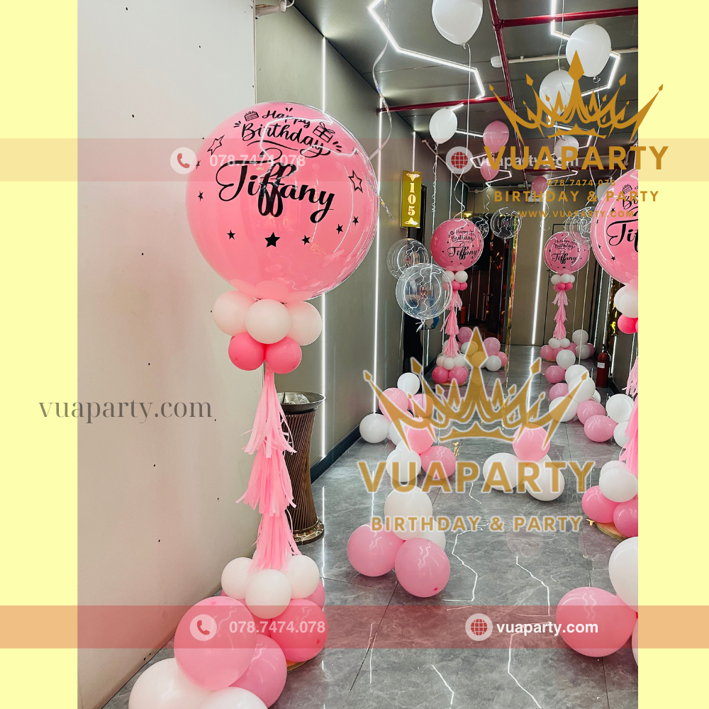 Trụ bóng jumbo kết hợp bóng bay xung quanh 