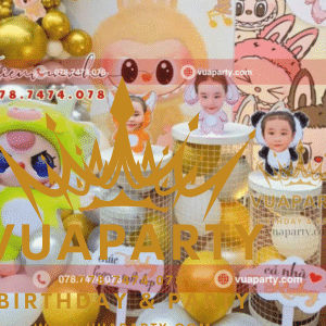 Trụ để bánh kem, hình ảnh chibi của bé cũng được Vua Party thiết kế theo chủ đề Labubu