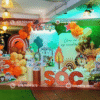 Mẫu trang trí thôi nôi bé sóc chủ đề rừng xanh
