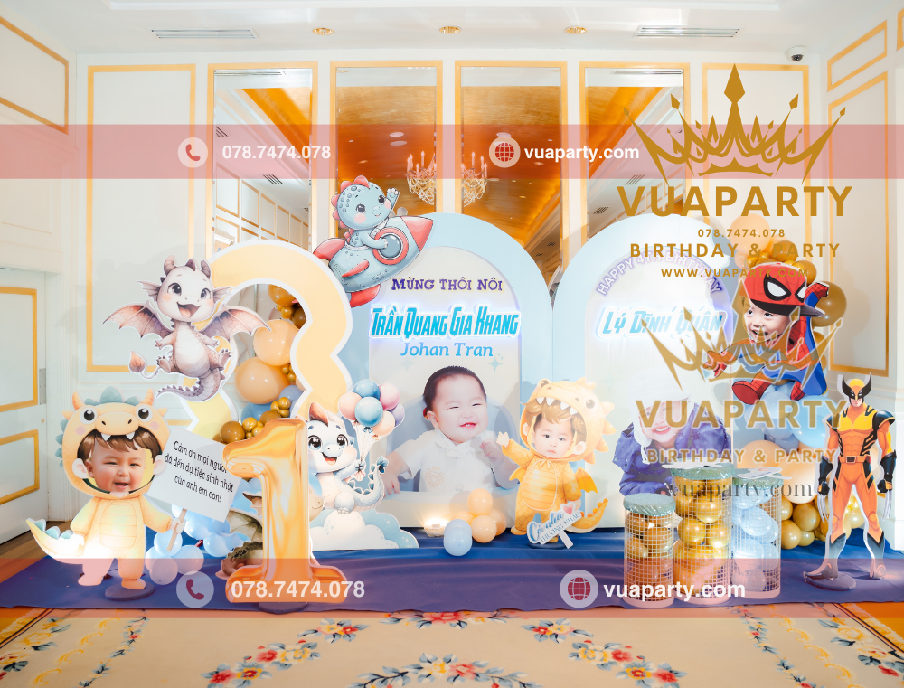 Ảnh chụp tại tiệc thôi nôi bé Gia Khang do thợ chụp ảnh của Vua Party chụp lại