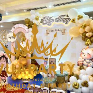 Hình ảnh mẫu trang trí thôi nôi bé gái Mẫn Thuỵ do Vua Party thực hiện tại HCM