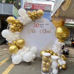 Mẫu trang trí kỷ niệm 30 năm ngày cưới Hải Oanh