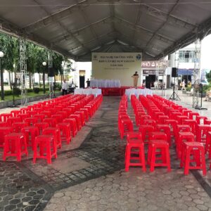Cho thuê ghế nhựa chân cao không dựa