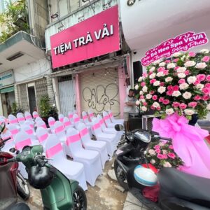 Cho thuê ghế dựa có đệm áo ghế trắng kèm nơ hồng