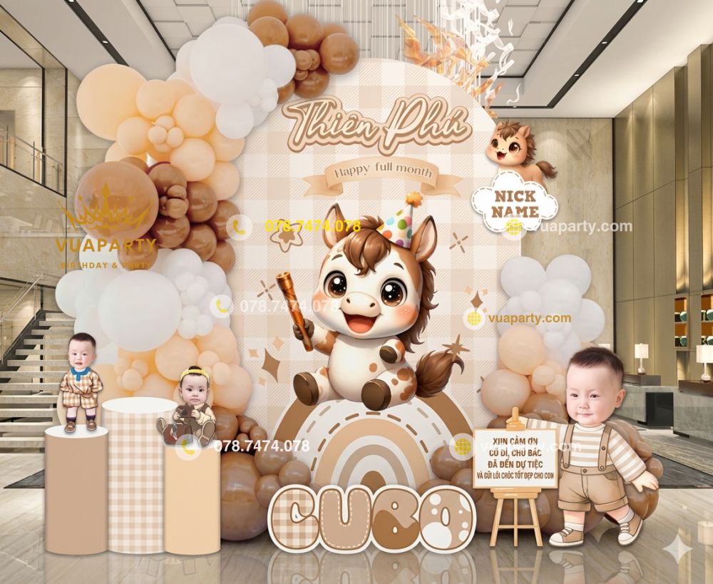 7 MẪU TRANG TRÍ ĐẦY THÁNG BÉ TUỔI NGỌ MỚI NHẤT HIỆN NAY Mẫu trang trí đầy tháng bé trai tuổi ngọ tone nâu kem