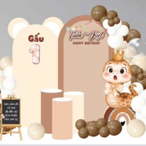 Thiết kế trang trí thôi nôi bé trai tuổi Tỵ Tuấn Kiệt