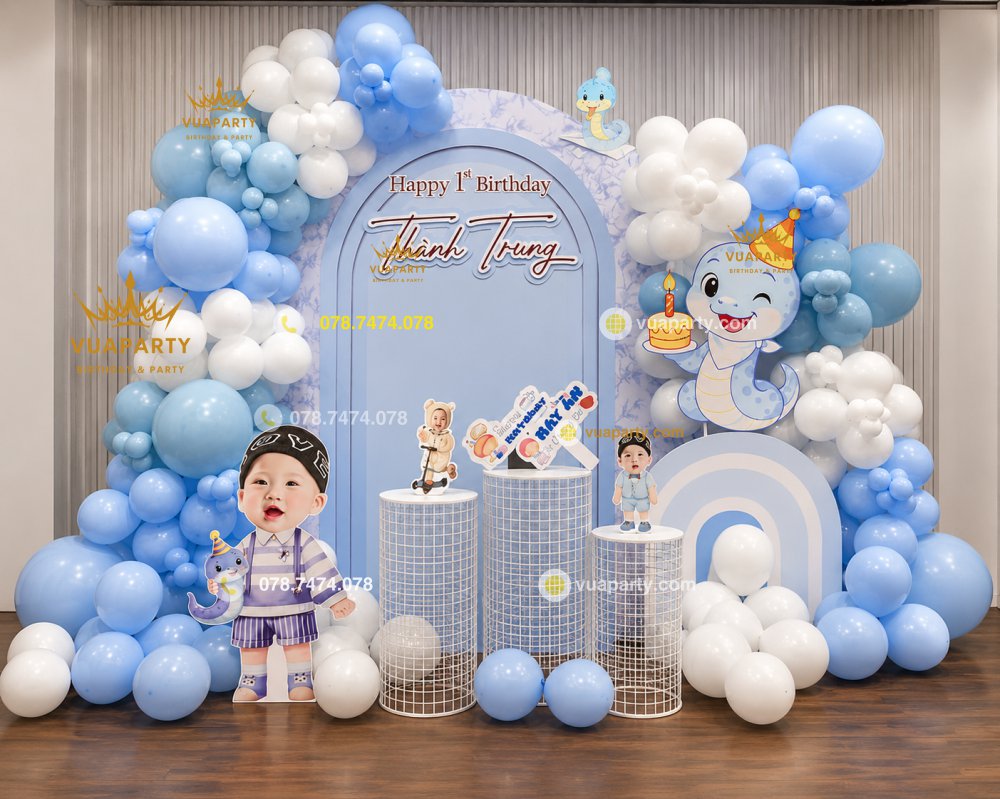 Trang trí thôi nôi theo tone xanh hiện đại sang trọng